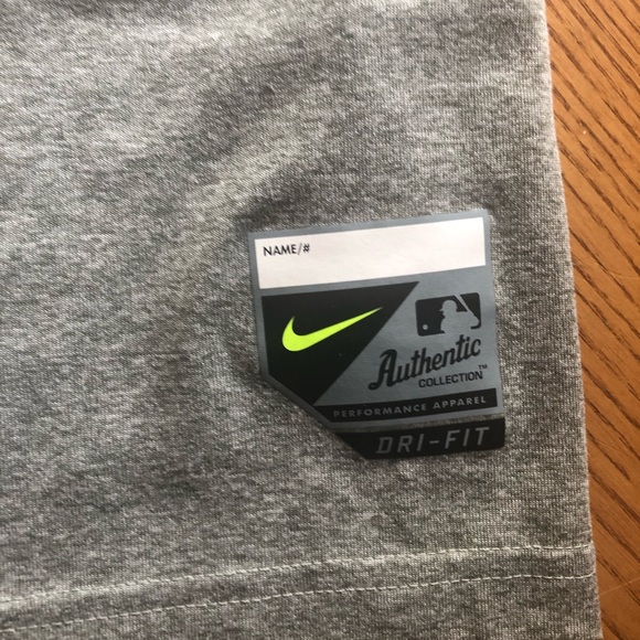 Nike Detroit Tigers Baseball Shirt - Picture 2 of 4